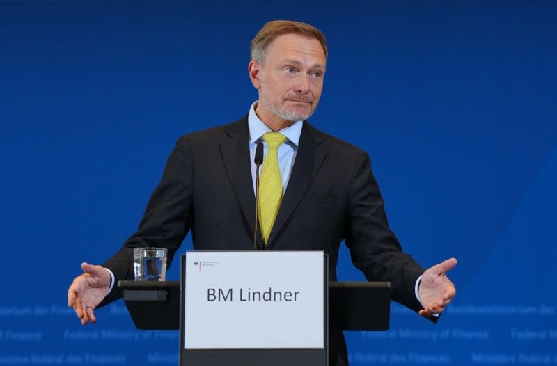 Christian Lindner, German Finance Minister, speaks during the press conference on the results of the fiscal estimate.  Soeren Stache/dpa