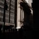 Hedge funds sell financials as economic outlook worsens