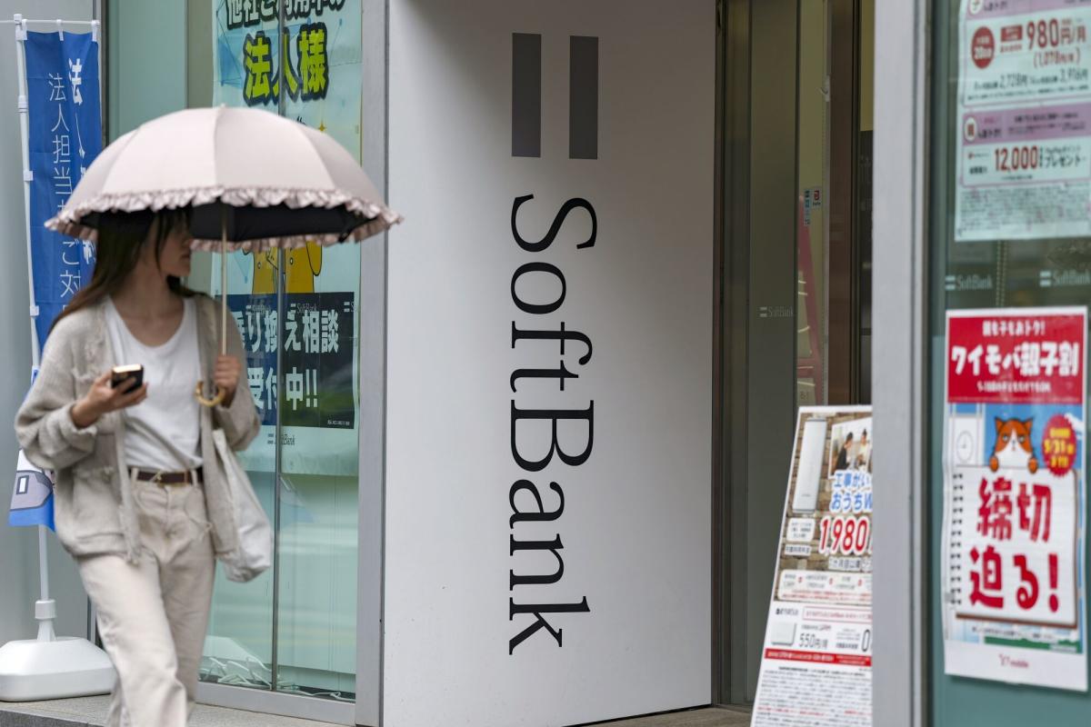 SoftBank will become more aggressive in AI after profit and asset sales