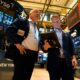 US Futures Rise, Dow Seeks 8th Consecutive Win as Rate Cut Hopes Abound