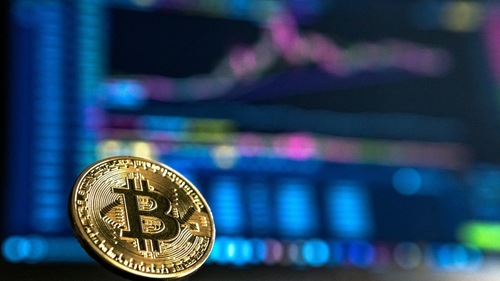 US Bitcoin Spot ETFs End Record 19-Day Inflow Streak After $65 Million Outflow