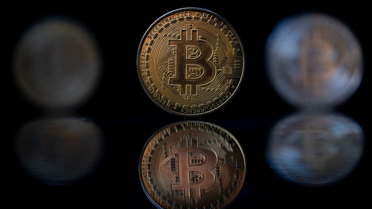 Advisors 'wary' of Bitcoin ETFs on slow adoption journey, says BlackRock head - NBC 6 South Florida