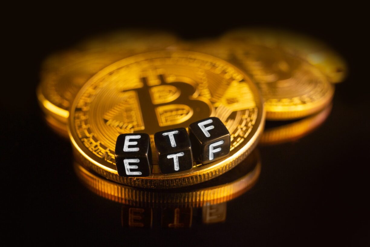 Bitcoin ETF, Nvidia and AI Hype invest $400 billion in ETFs