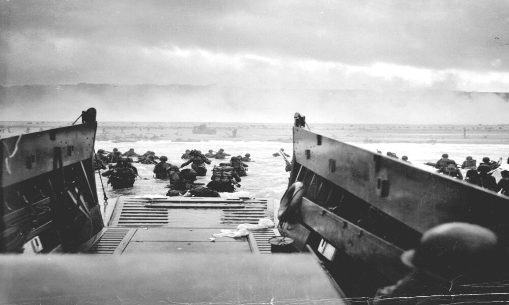 Normandy landings: correct weather forecast saved the day - Defense News