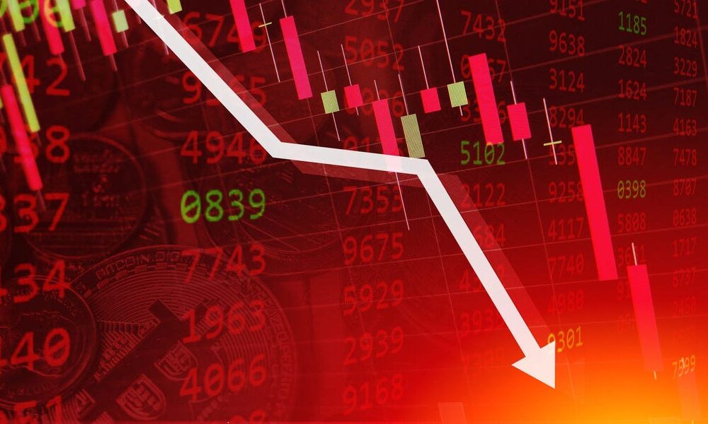 Stock market crash will occur in 2025 as asset bubble bursts: economist