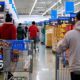 Walmart e Chipotle são criticados por preços