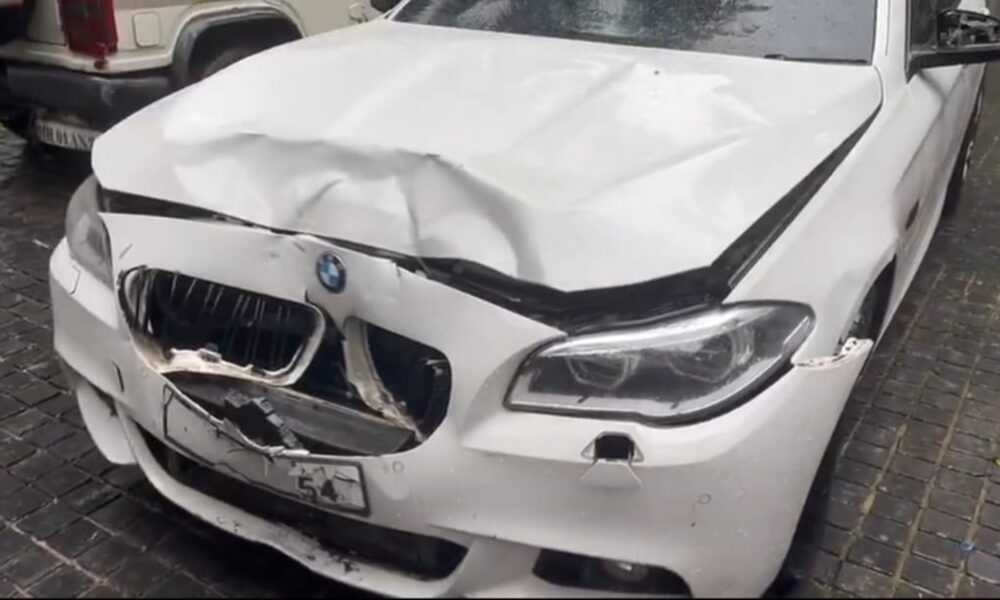 Mumbai News Live Updates: Speeding BMW hits motorcycle in Worli, drags woman 100 metres to death | Mumbai News