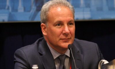 Peter Schiff Says 'Smart Money Is Selling' and Dumb Money Is Buying It Via ETFs: 'They're Making Bitcoin ETF Investors Hold Their Bags'