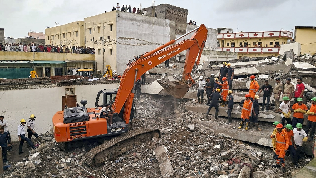 Surat building collapse: Death toll rises to 7 - India News